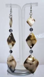 Triple diamond shape mother of pearl earrings