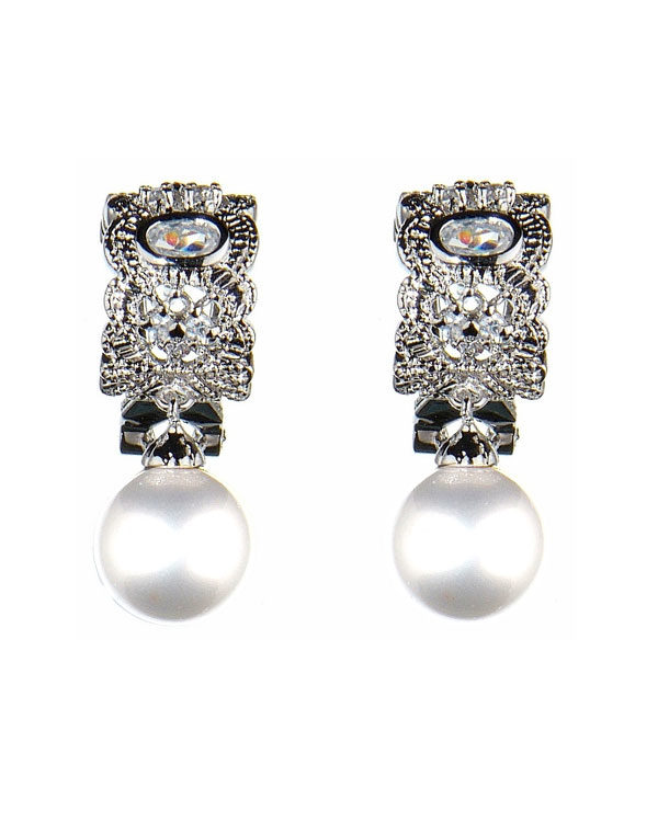 venetia pearl earrings