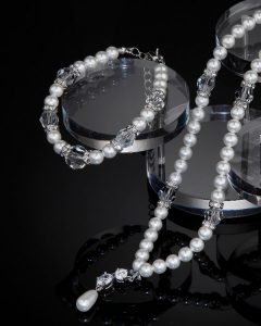 Supreme Swarovski Set-Pearls